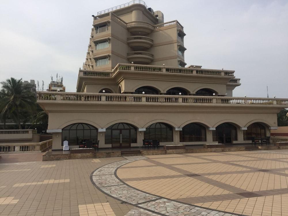 The Gateway Hotel Beach Road Visakhapatnam Extérieur photo